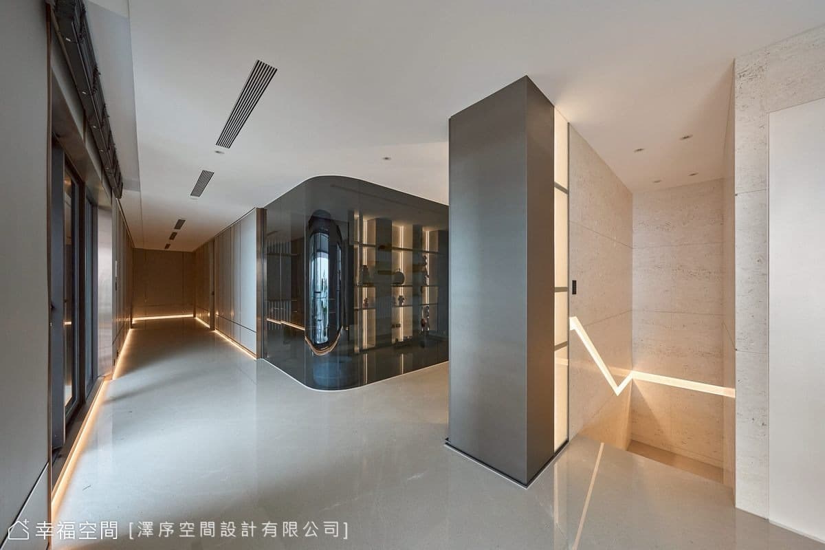 極致品味樓中樓 榮獲國際設計大獎│現代風│260坪