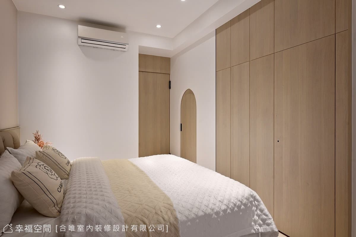柔和奶灰色系打造療癒現代透天宅│85坪