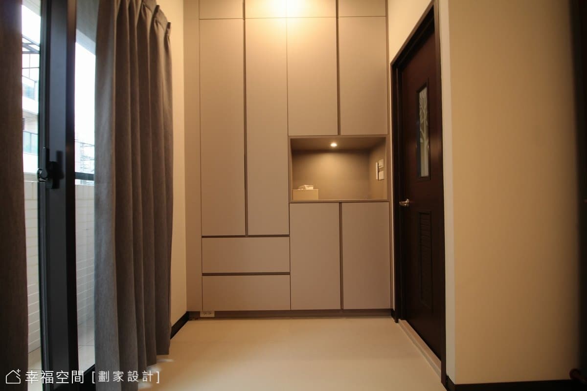 系統櫃實用美學 掌握預算夢想成真｜簡約風｜31坪