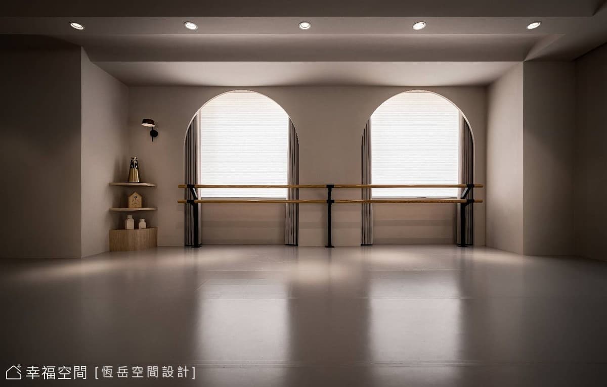 輕靈優雅 自由迴旋｜侘寂風｜24坪