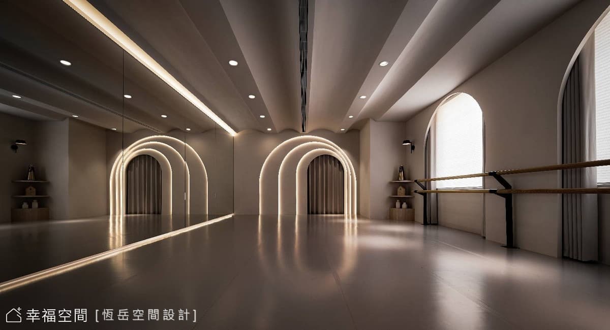 輕靈優雅 自由迴旋｜侘寂風｜24坪