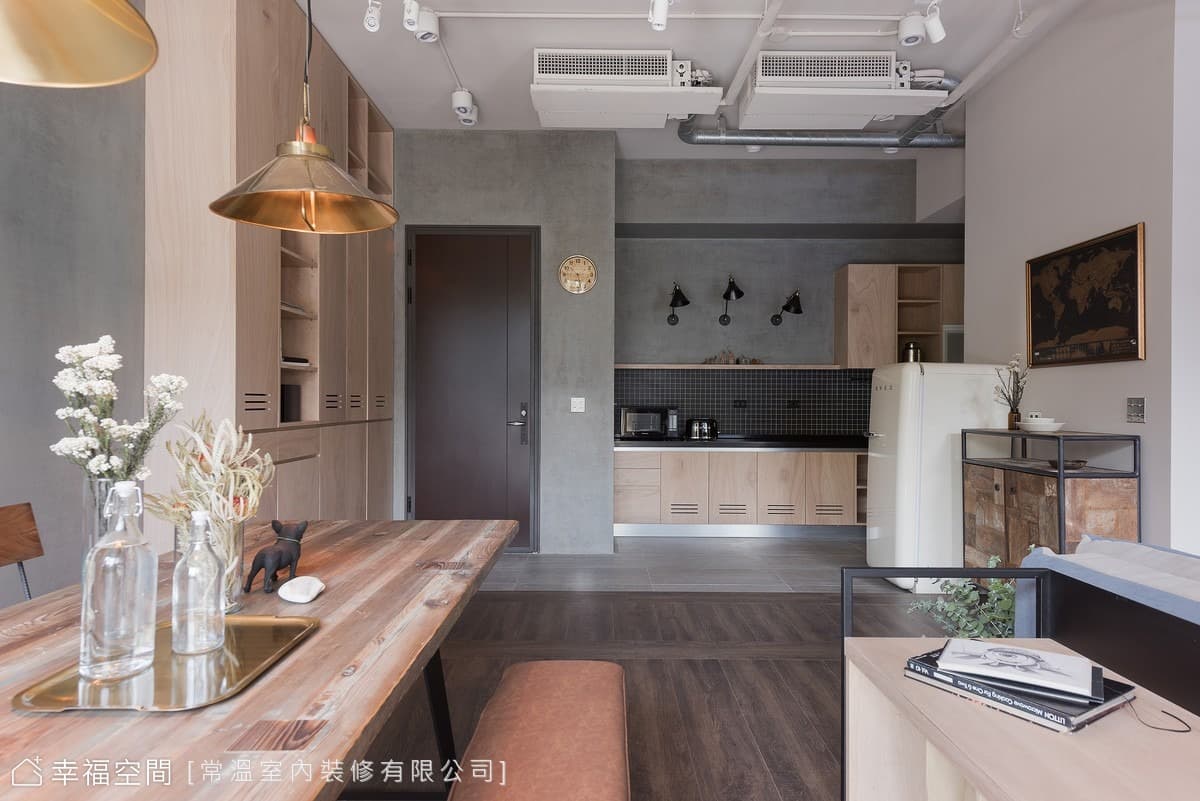 Loft｜工業風｜17坪
