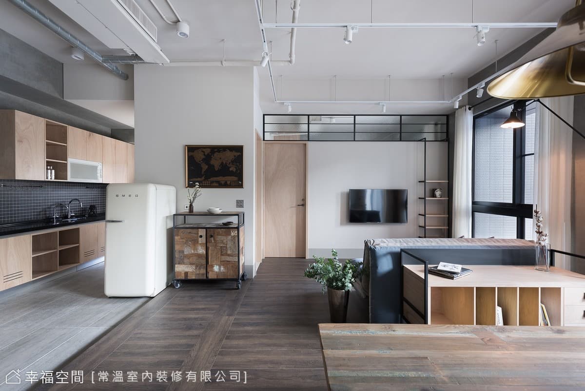 Loft｜工業風｜17坪