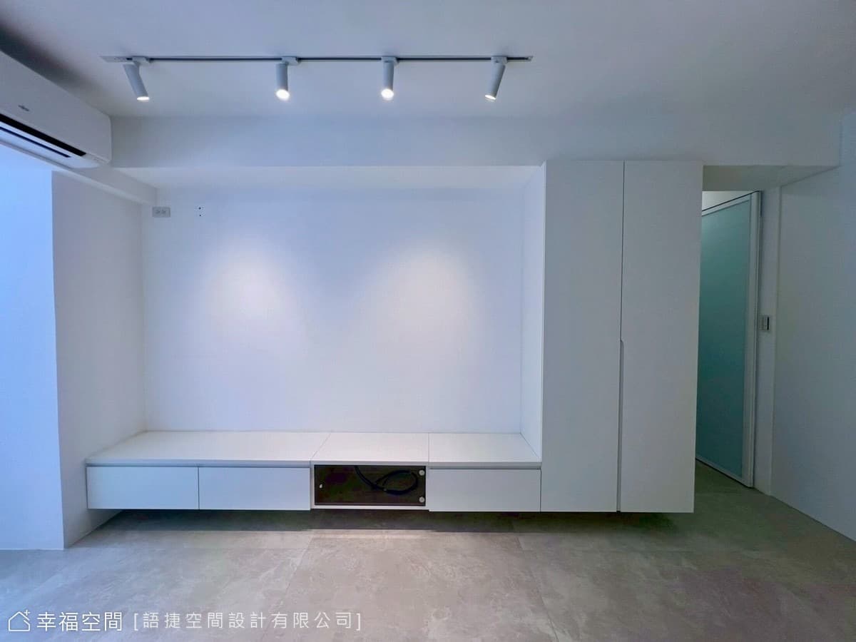 白淨簡約語彙 打造明亮寬敞收納宅│現代風│22坪