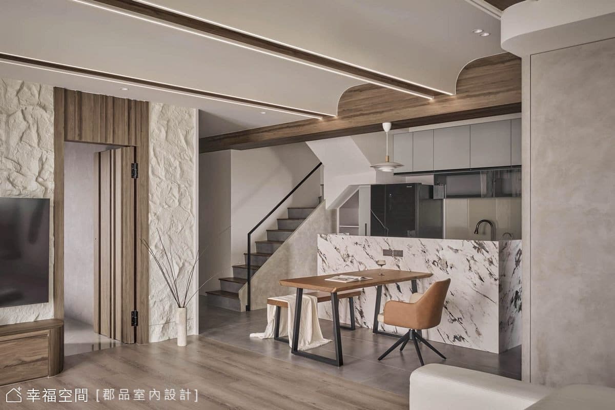 新北蘆洲｜跳躍樓中樓的柔光時空 55坪侘寂現代宅