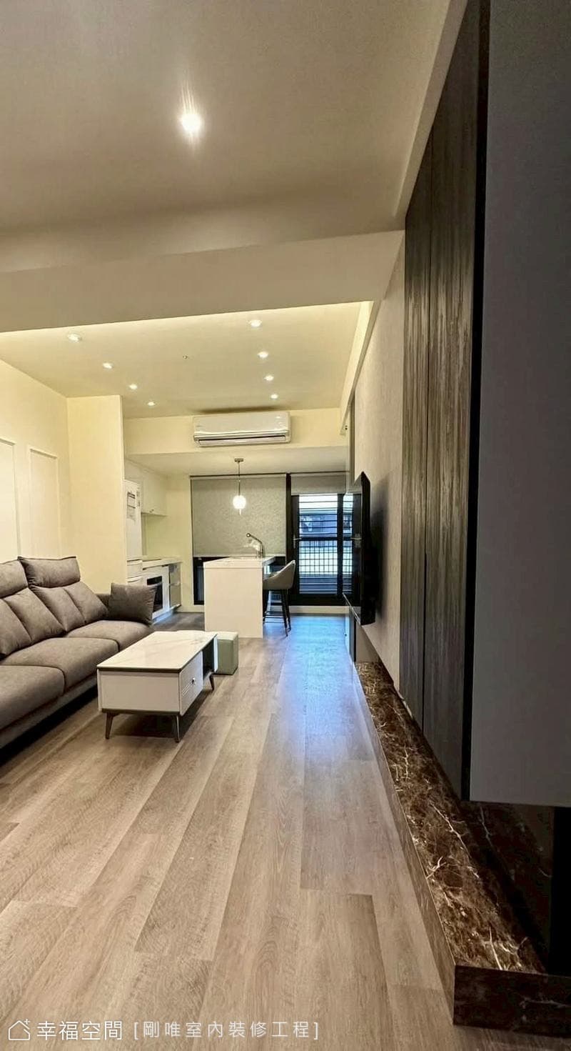 低彩度美學構劃沉穩內斂之居│簡約古典風│30坪