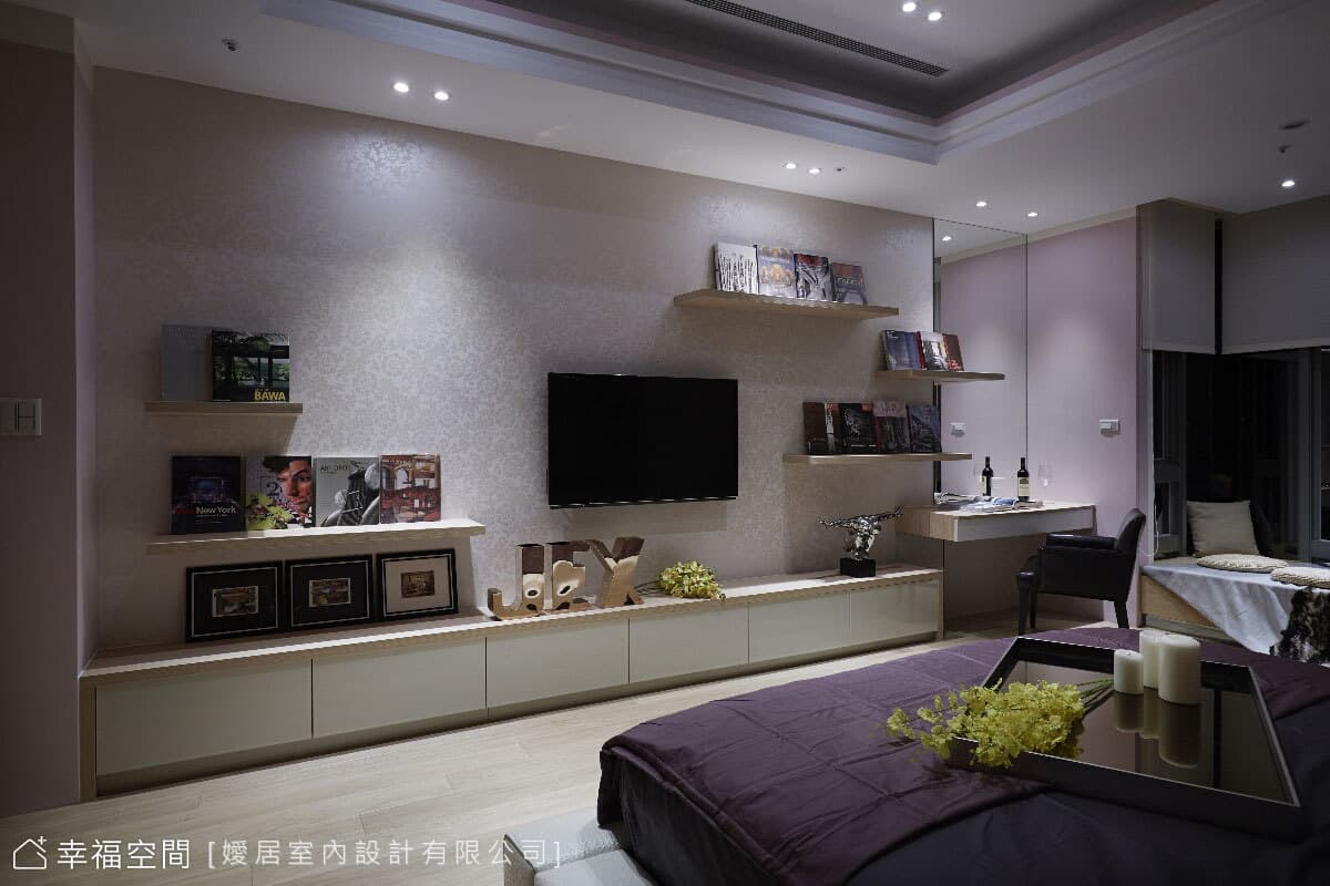 主臥電視牆