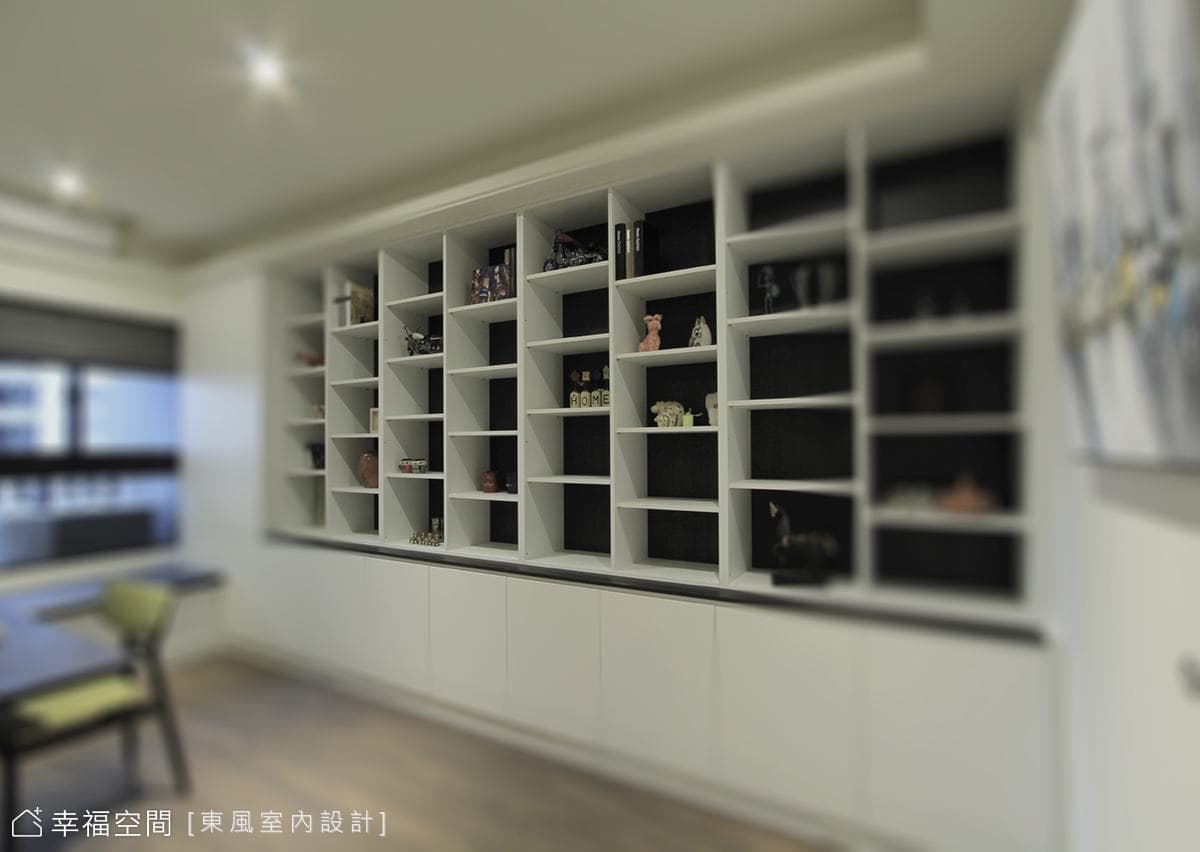 深色質感，耀眼簡單的力量