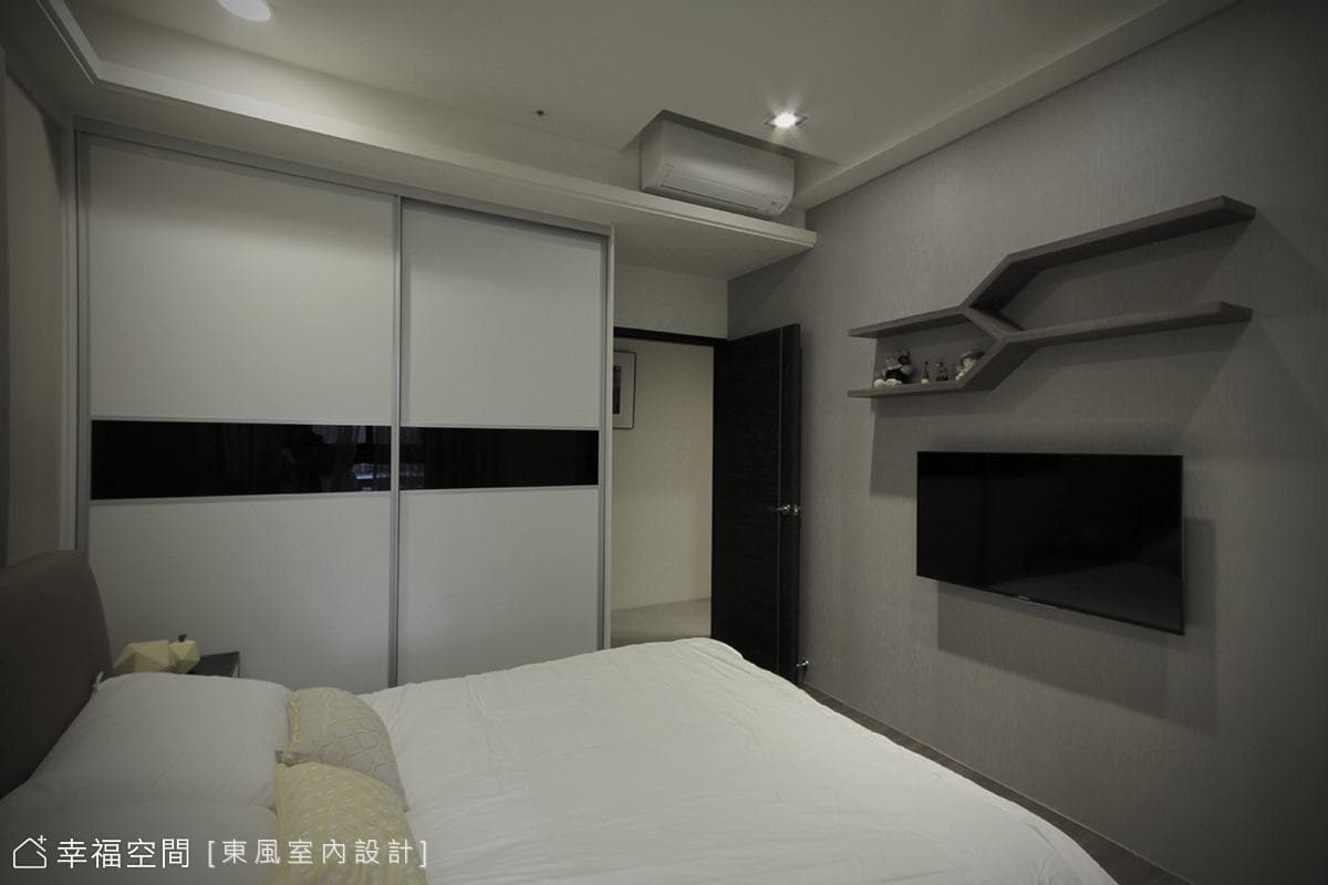 深色質感，耀眼簡單的力量