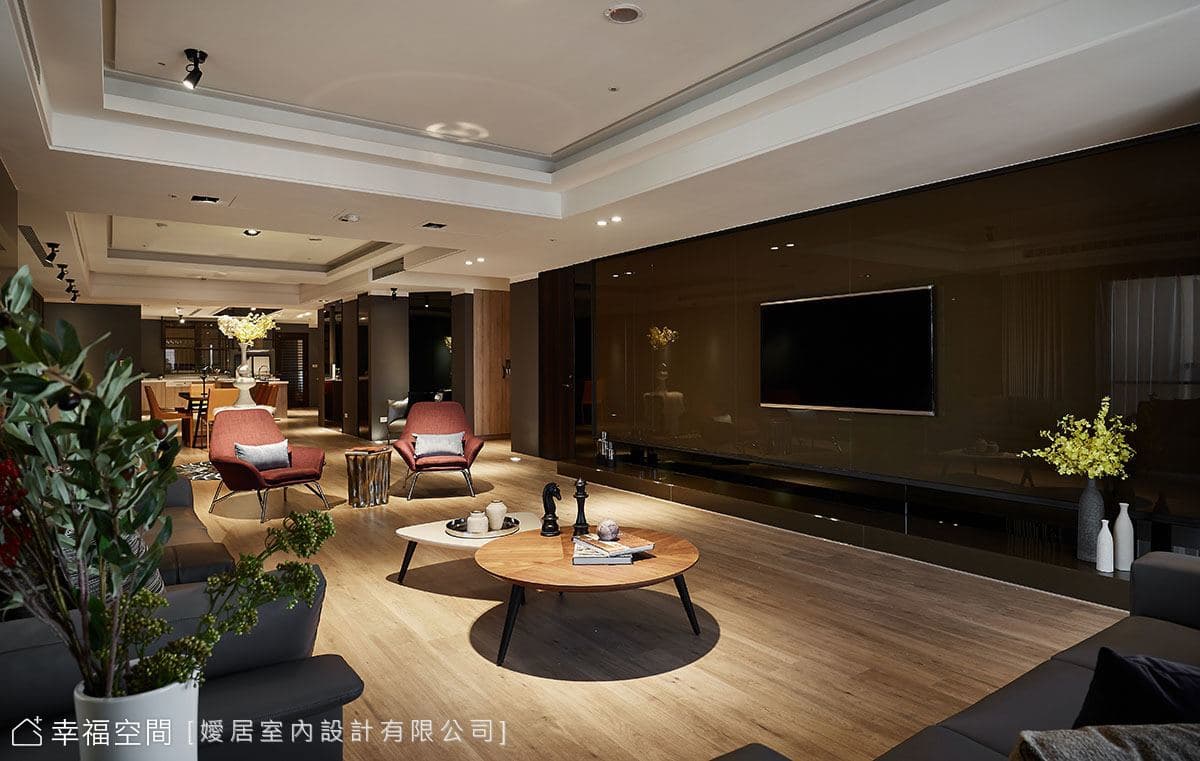 美術館特區大樓A（毛胚屋）（上）