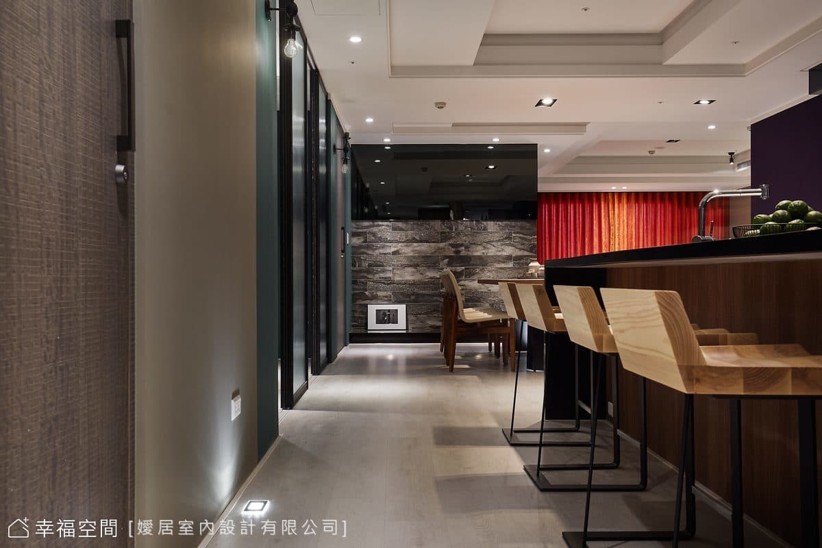 美術館特區大樓C（毛胚屋）（中）