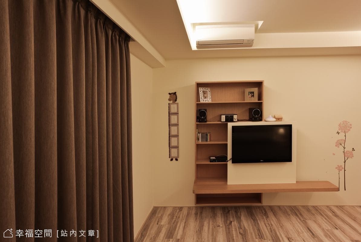 主臥電視主牆