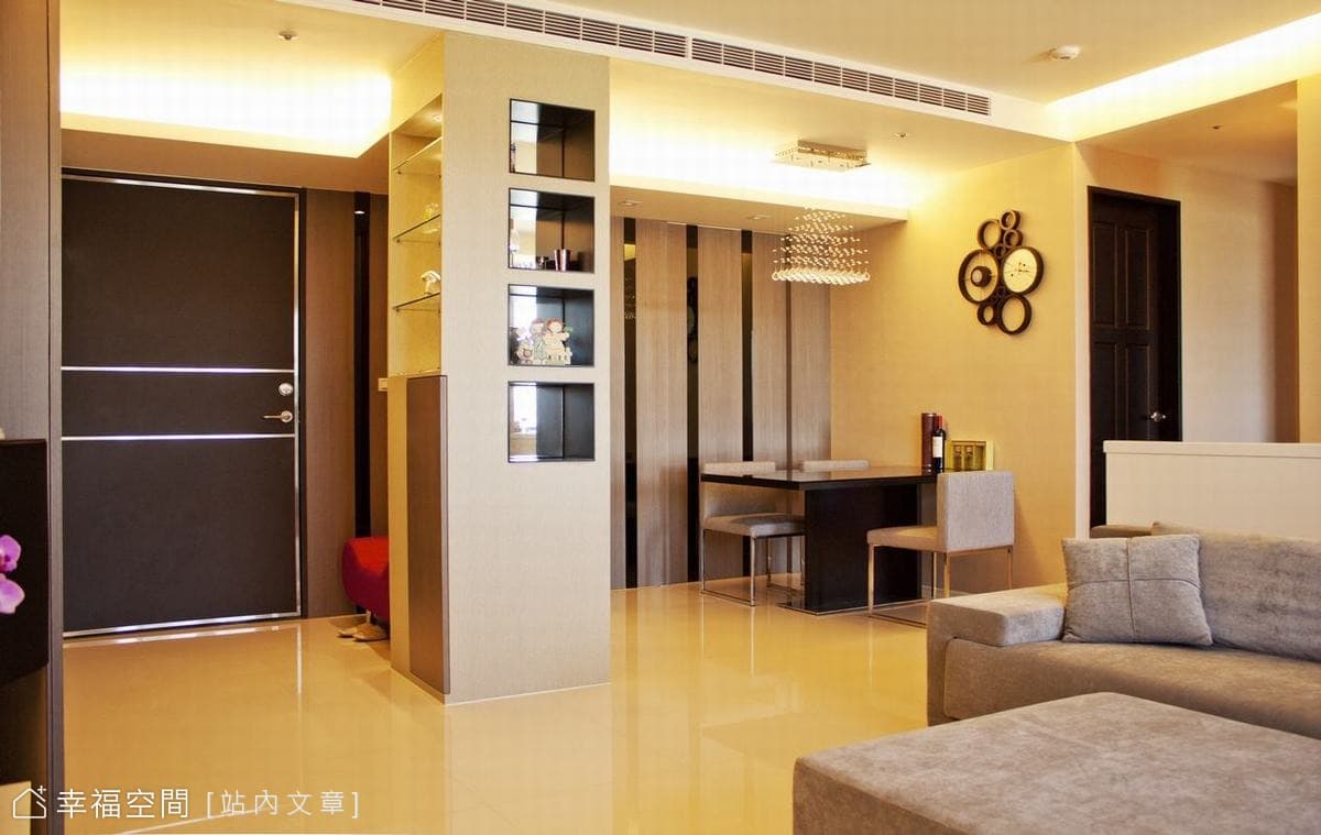玄關、餐廳