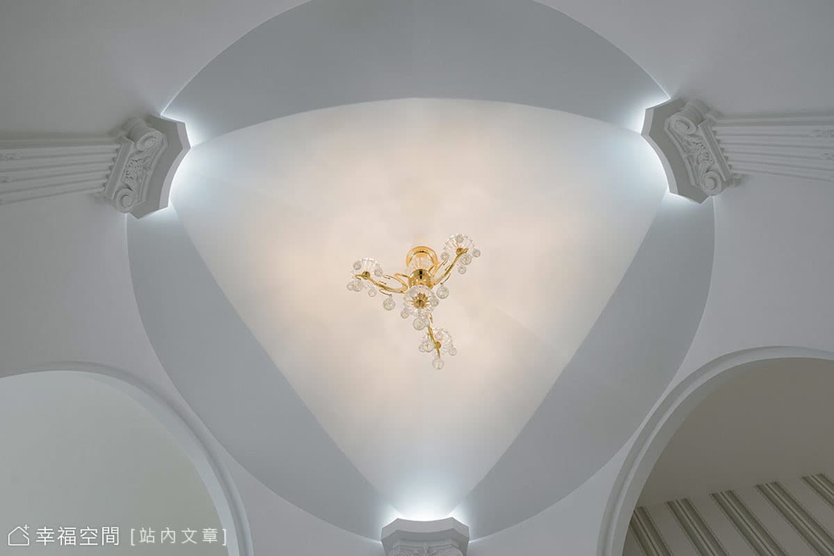 玄關天花