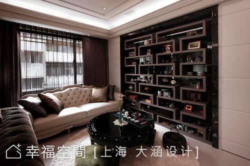 客廳精品櫃