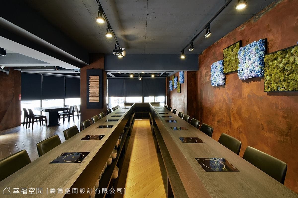 用韻味工業風打造 時尚浪漫用餐環境