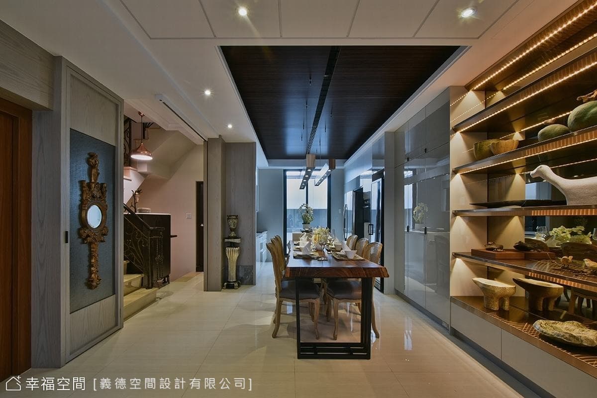 大氣百坪挑高設計，構築榮耀磅礡新古典宅