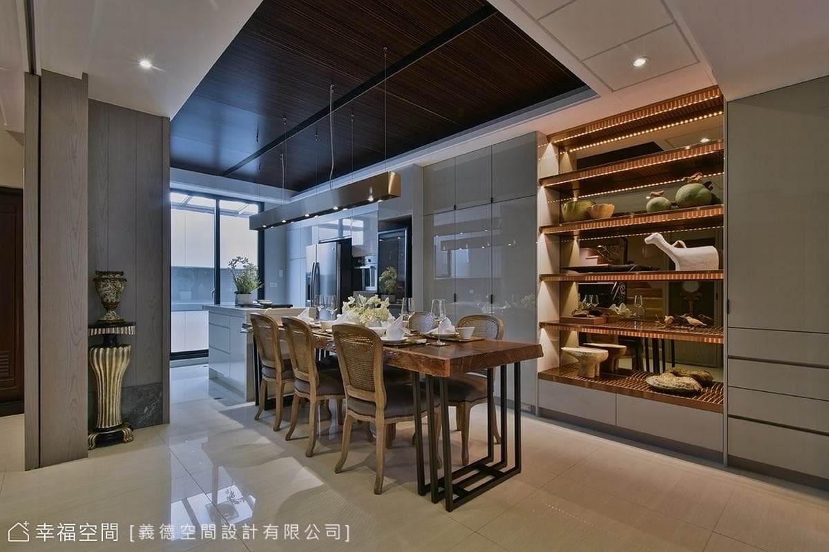 大氣百坪挑高設計，構築榮耀磅礡新古典宅