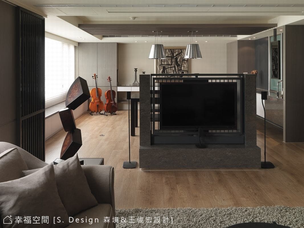 客廳主牆