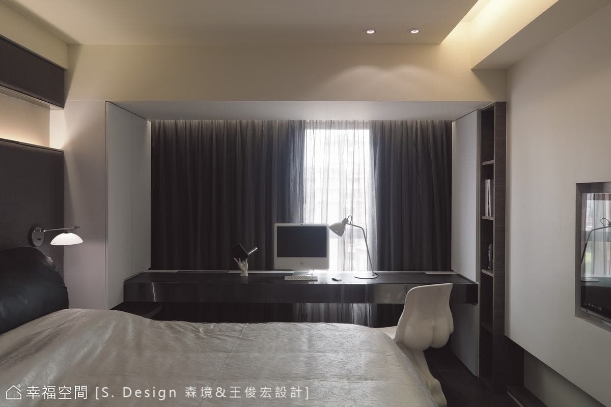 窗前閱讀區