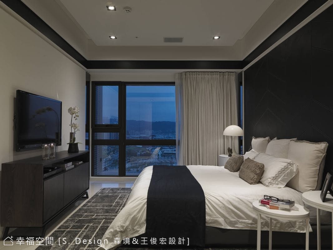 主臥房