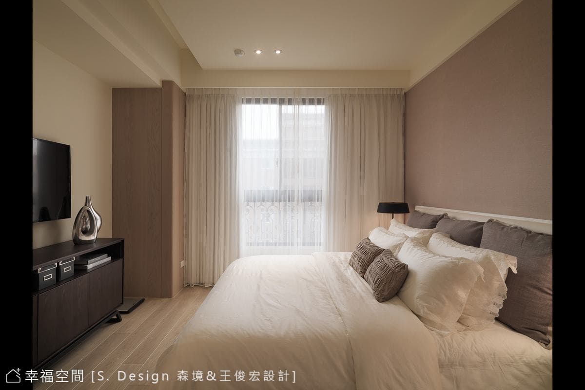 主臥房