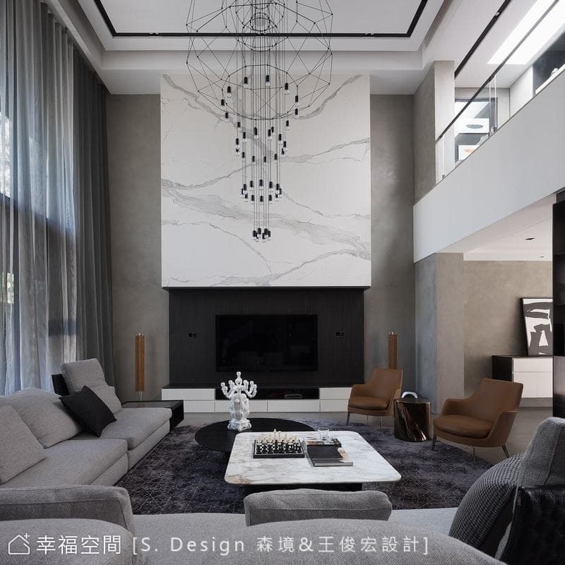 挑高客廳