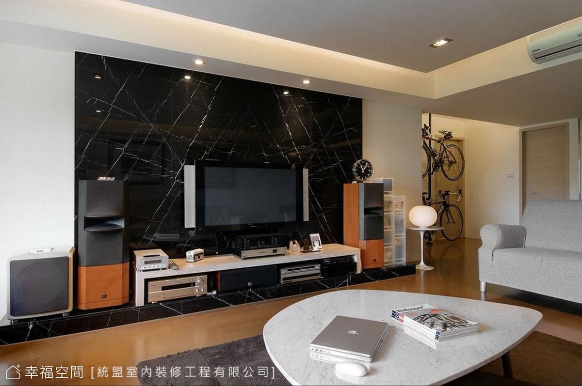 客廳電視主牆