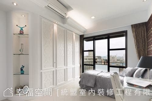 主臥衣櫃