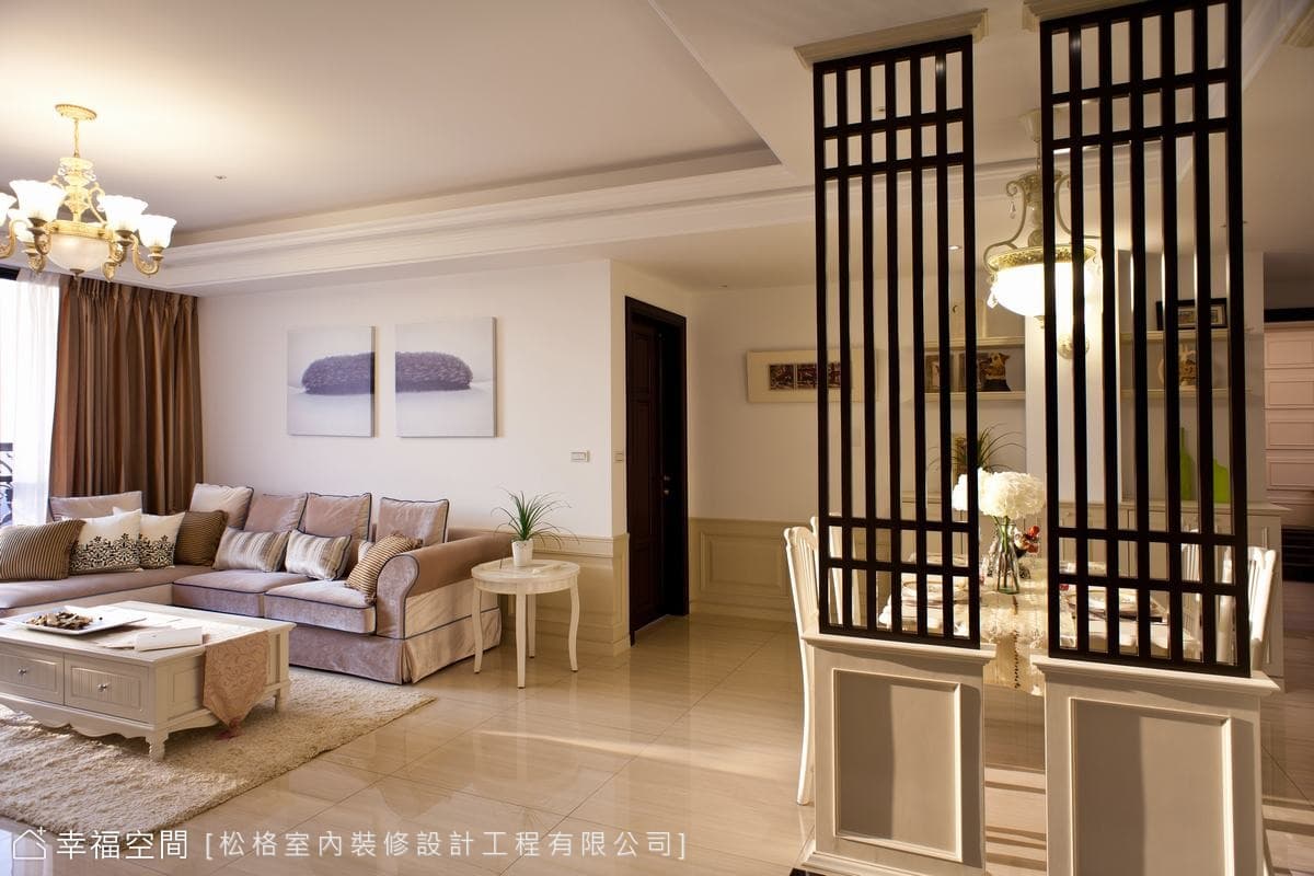玄關望向客廳