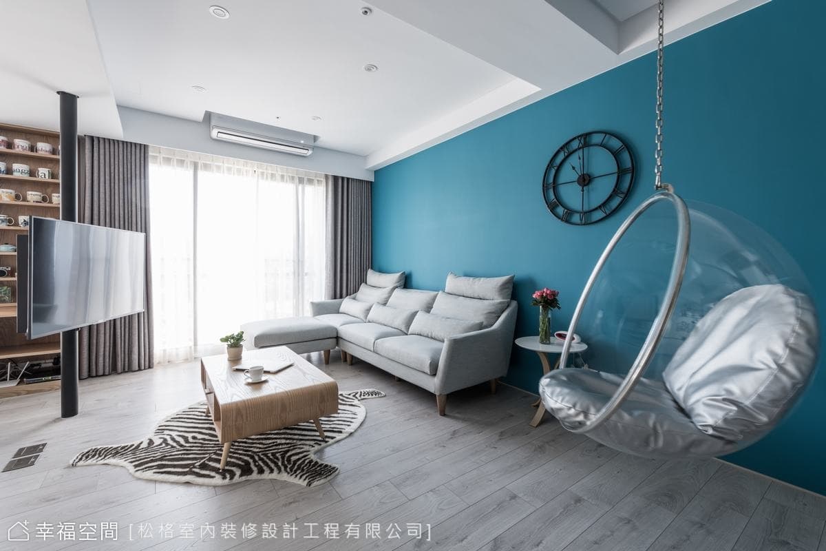 旋轉電視