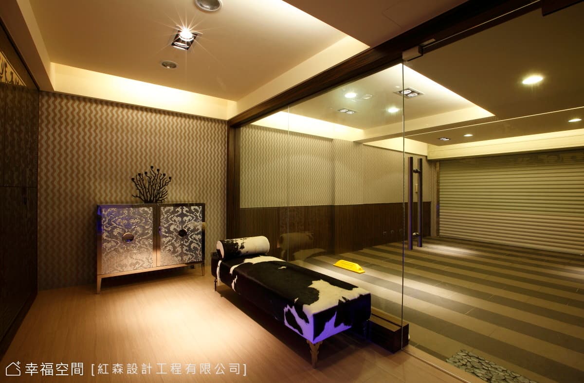 穿鞋區
