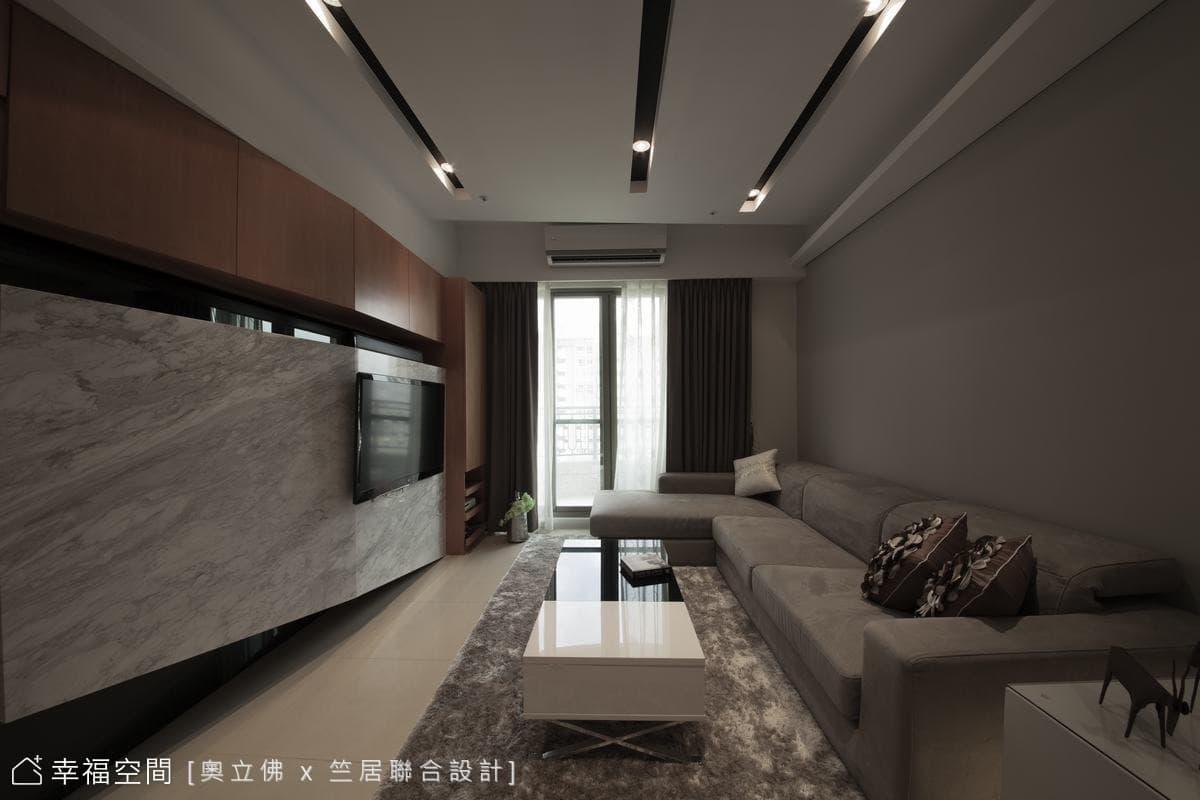 斜向天壁
