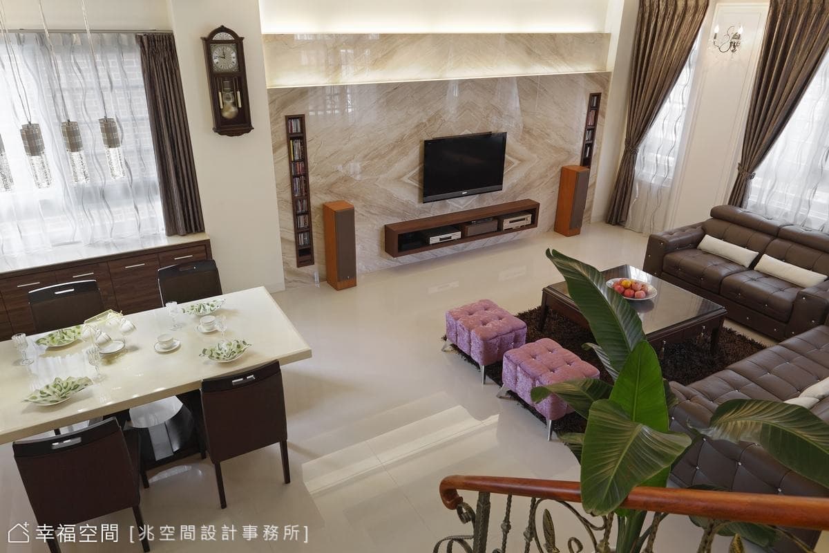 俯瞰客廳