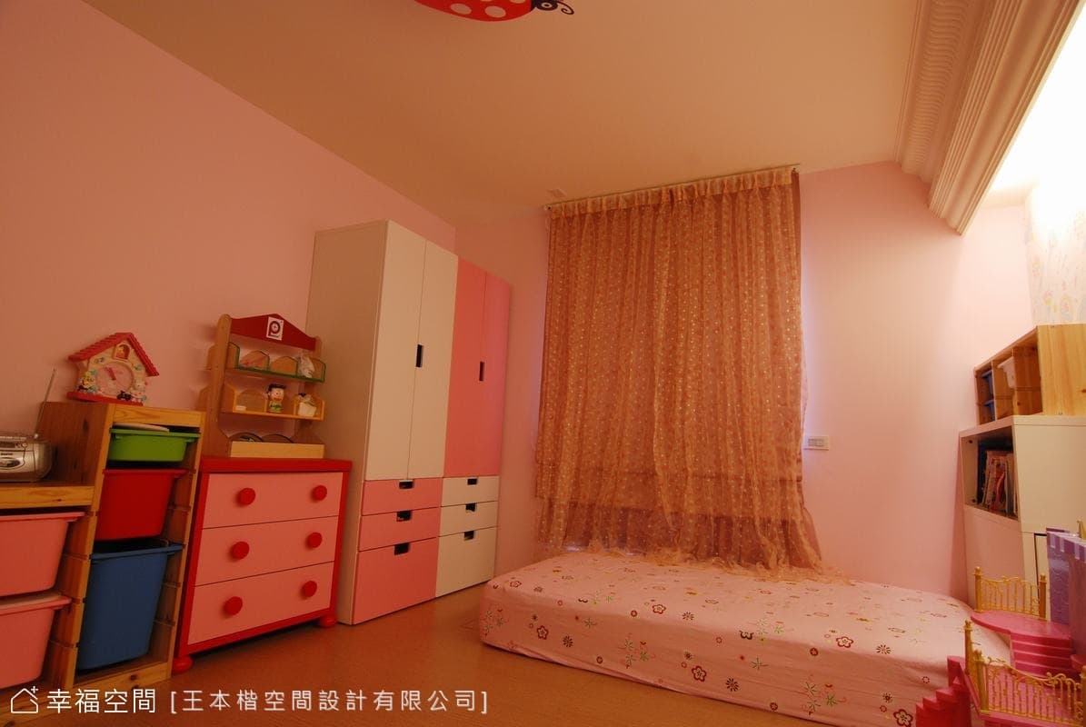 小孩房