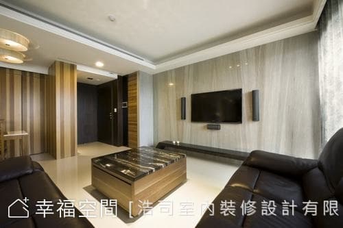 玄關走進公領域