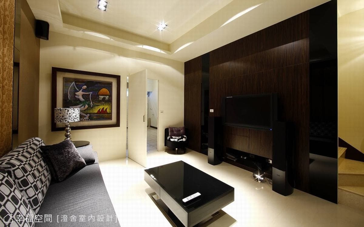 視聽室端景牆
