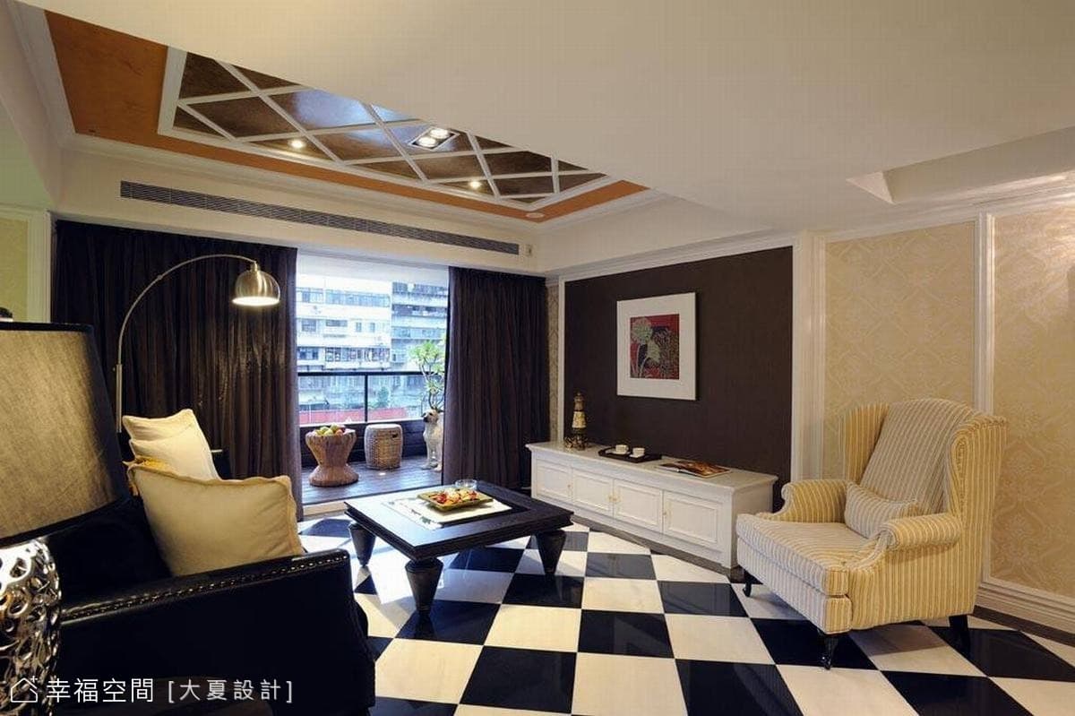 客廳與陽台