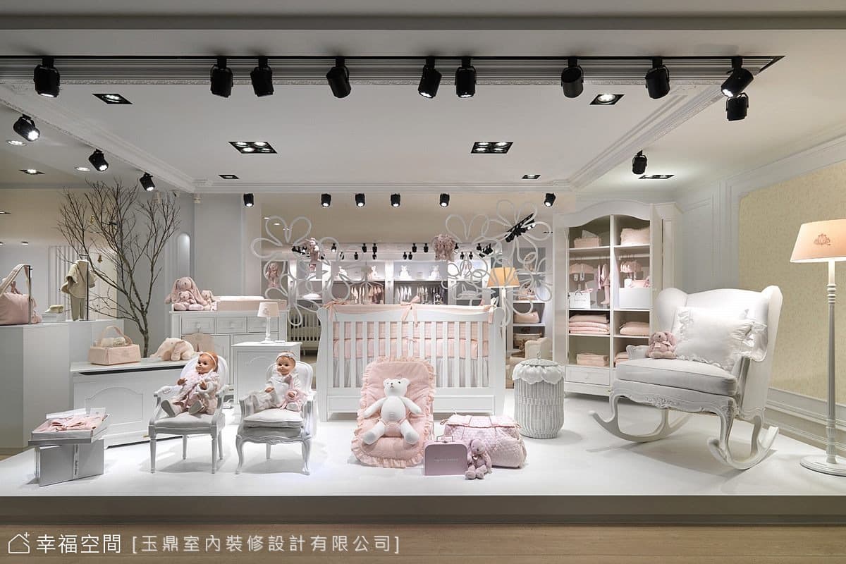 蜜粉色展示區