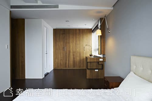 臥房