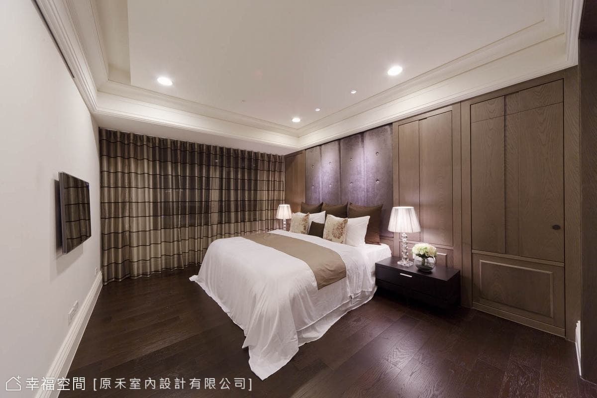 主臥地坪