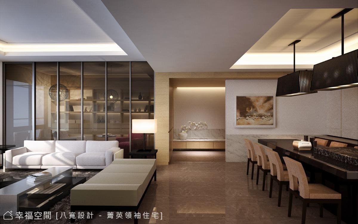 望向玄關