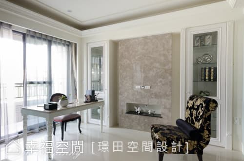 臥房書桌