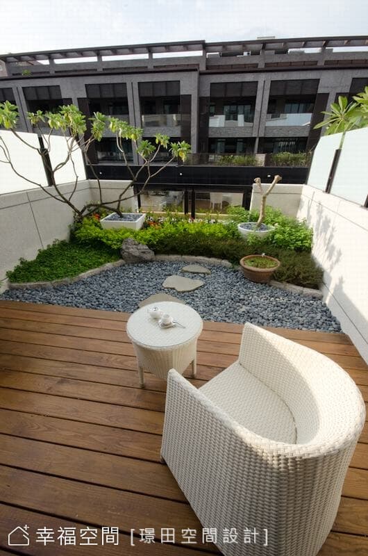小歇園地