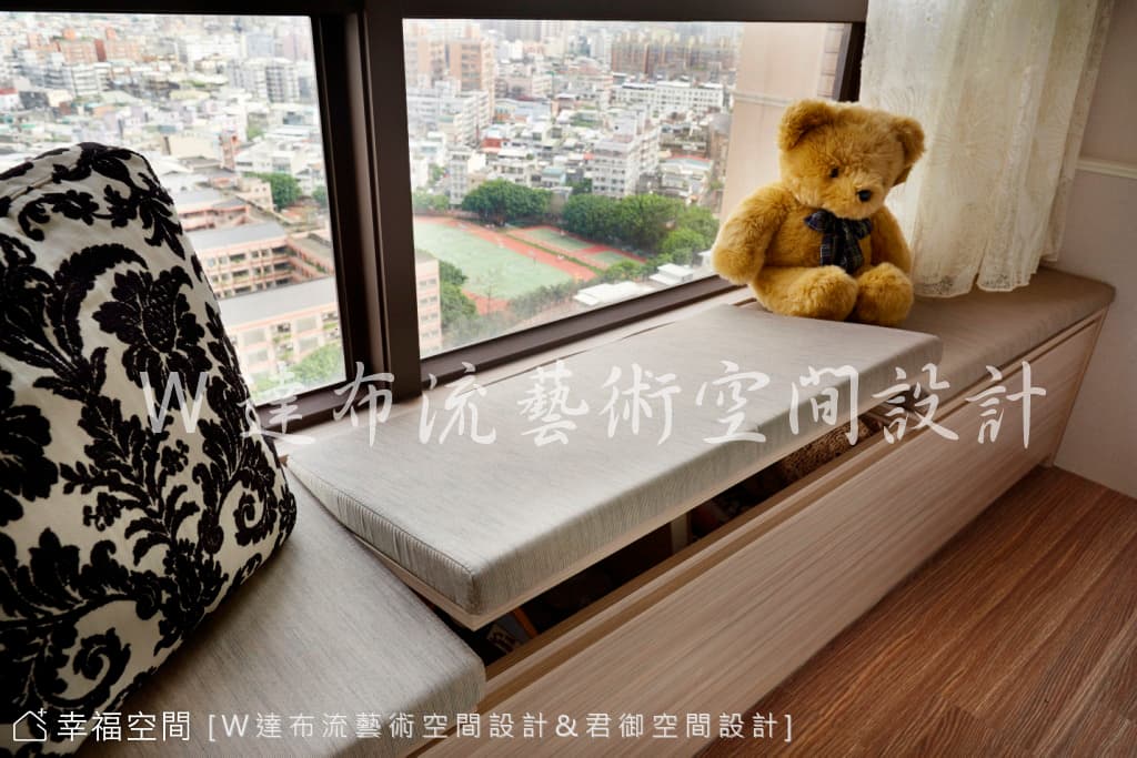 臥榻
