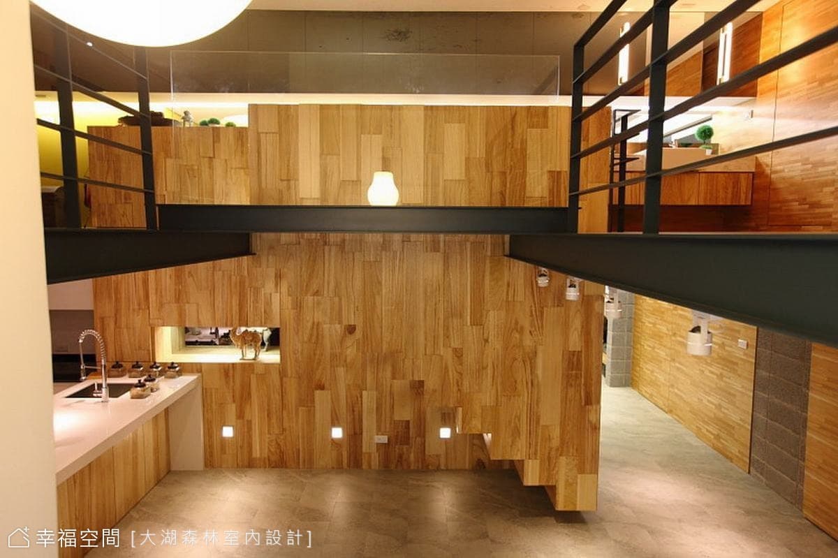 懸空樓梯