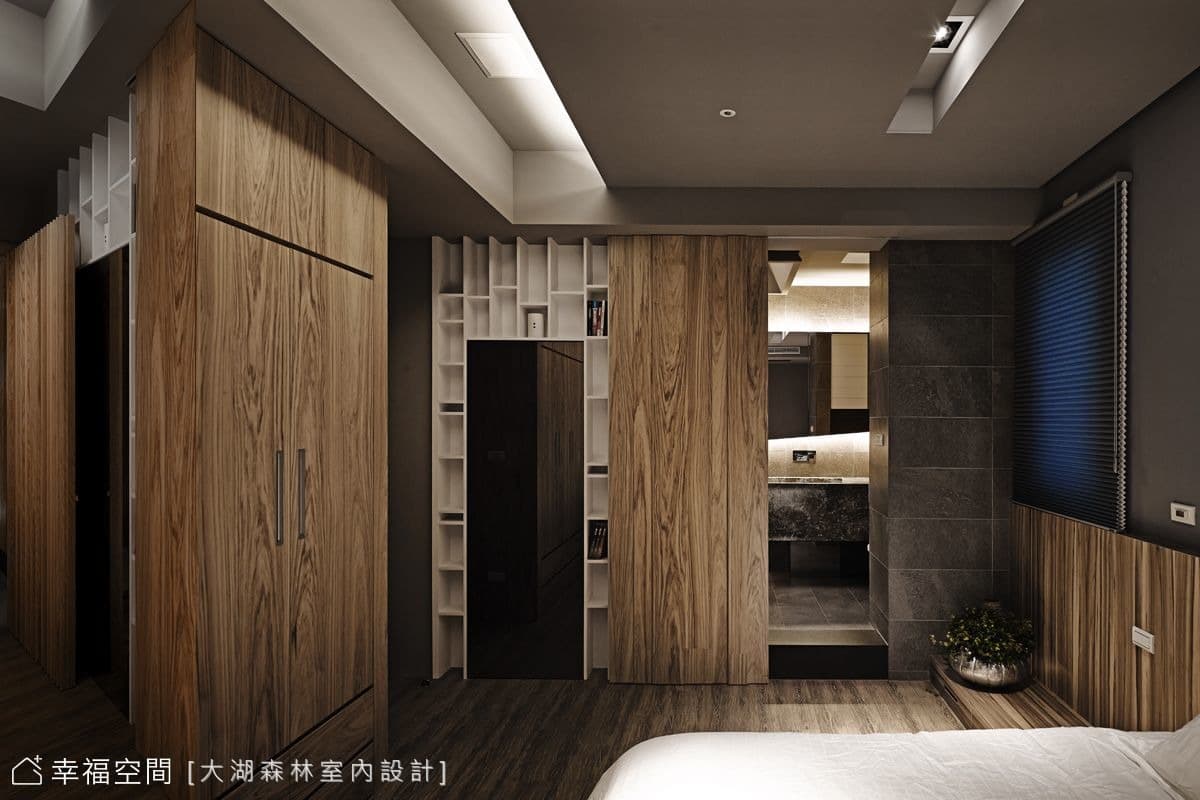 主臥