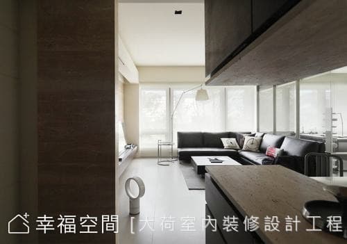 玄關鞋櫃及端景牆