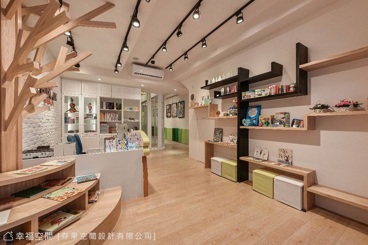貓頭鷹旋律：孩子們的想像城堡