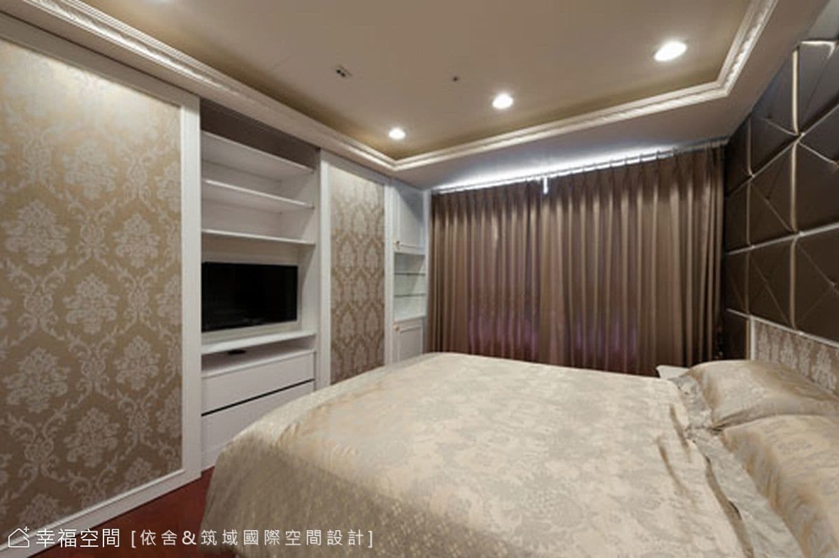 主臥電視牆